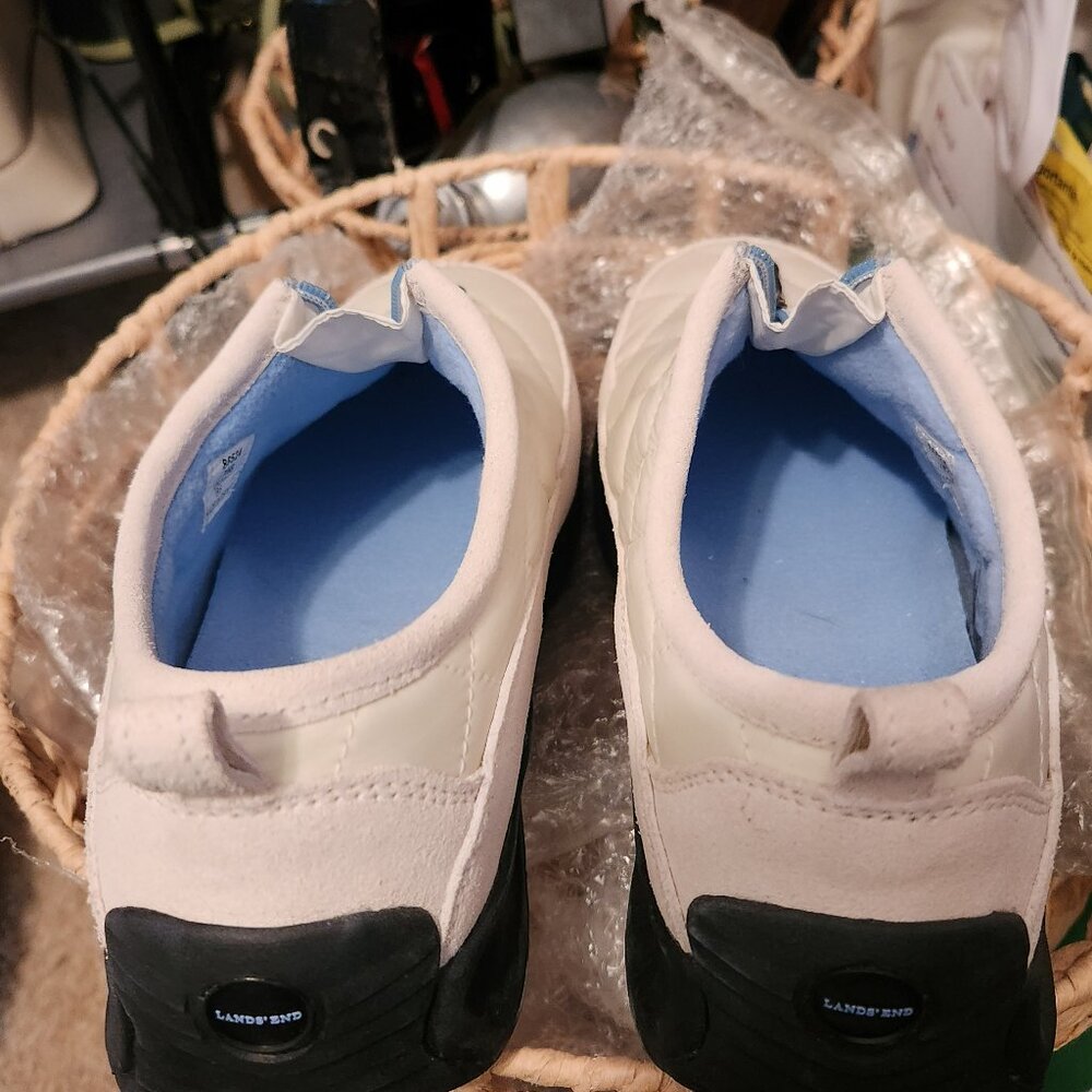 Womens Land's End NWOT Quilted Slipon Zipper Top Shoes/Sneakers/Hiking Shoes - Picture 3 of 10